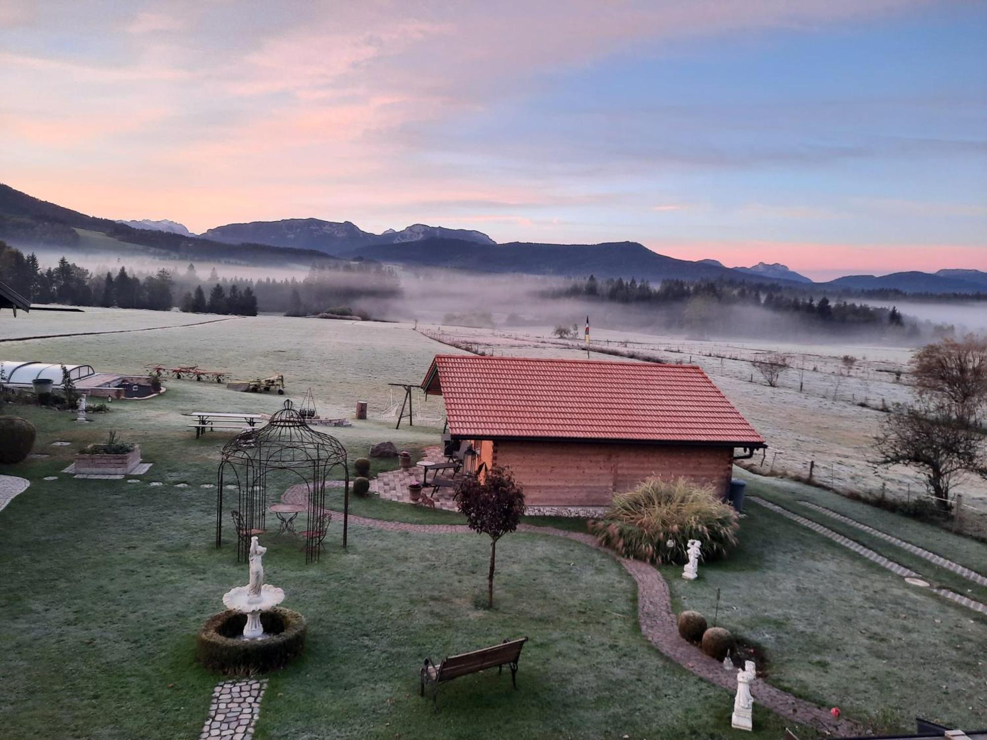 Ferienwohnung Am Wirtshof Siegsdorf Luaran gambar